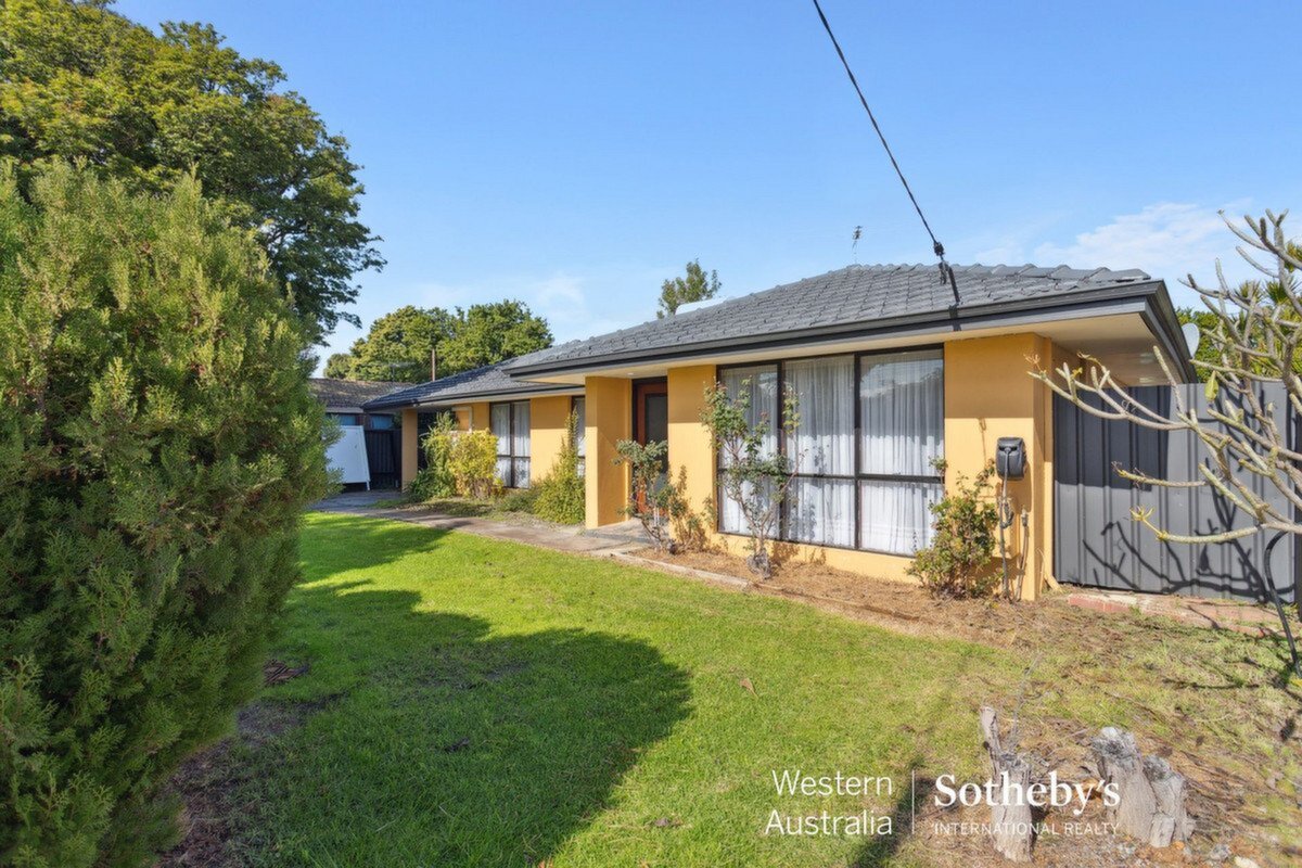 40 Bugendore Street, Maida Vale WA 6057